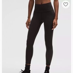 BRAND NEW LULULEMON Wunder Train High-Rise Tight with Pockets 25"
SIZE 12 black